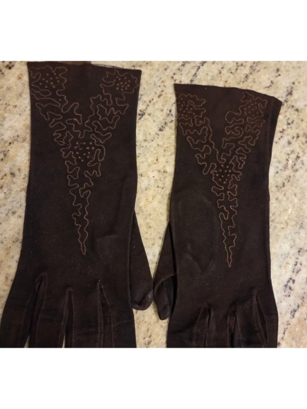 Vintage Womens Size S Brown Suede Leather Formal Gloves Stripple Scroll